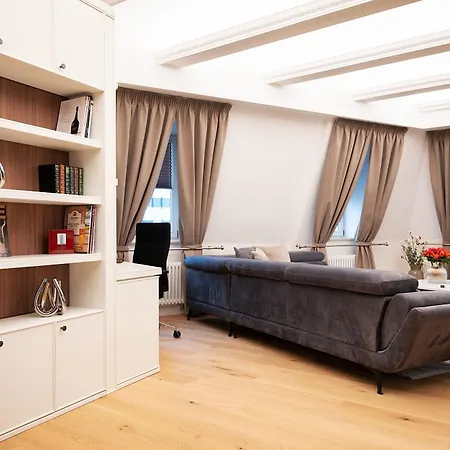 酒店 克莱纳玫瑰园酒店