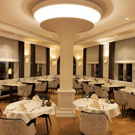 克莱纳玫瑰园酒店