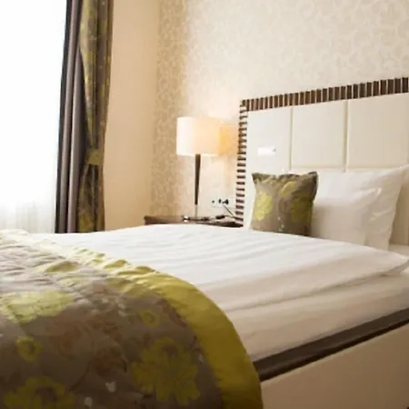 Kleiner Rosengarten Hotel 4*