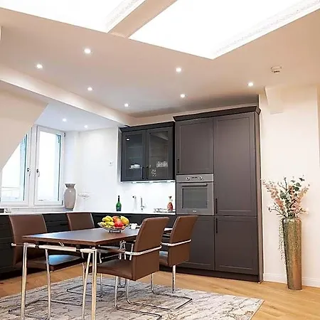 Kleiner Rosengarten Hotel 4*