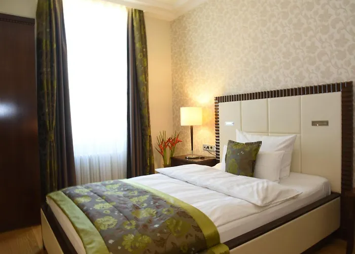 Kleiner Rosengarten Hotel 4*