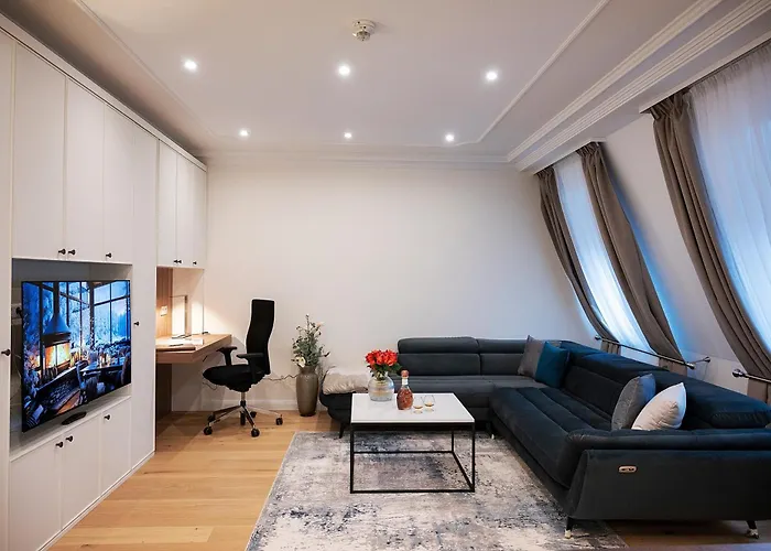 Kleiner Rosengarten 4*