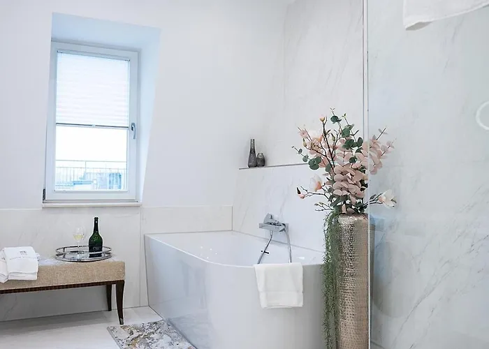 Kleiner Rosengarten 4*